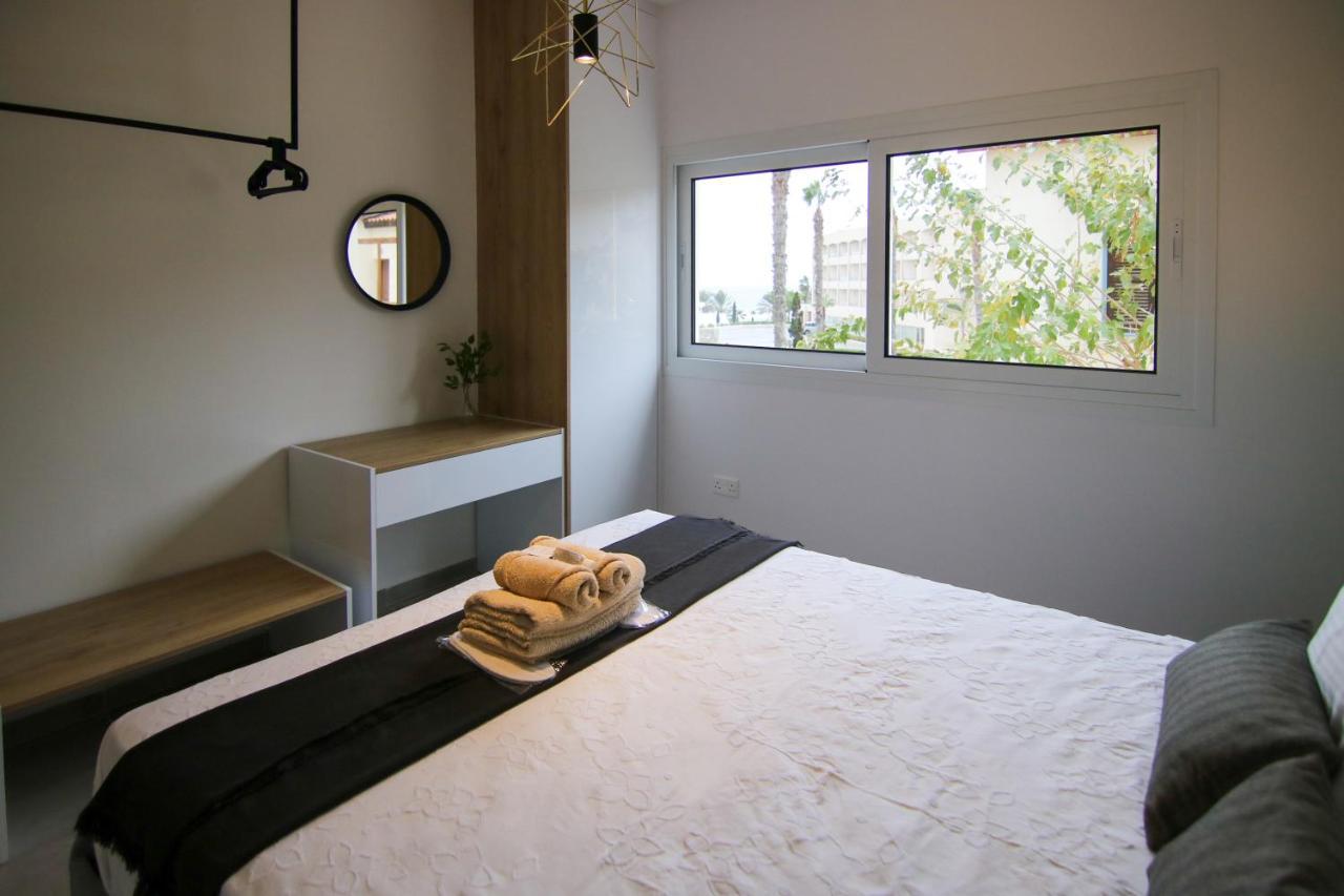 Phaedrus Living: Seaside Modern Flat Limnaria 123 Apartment Paphos Luaran gambar