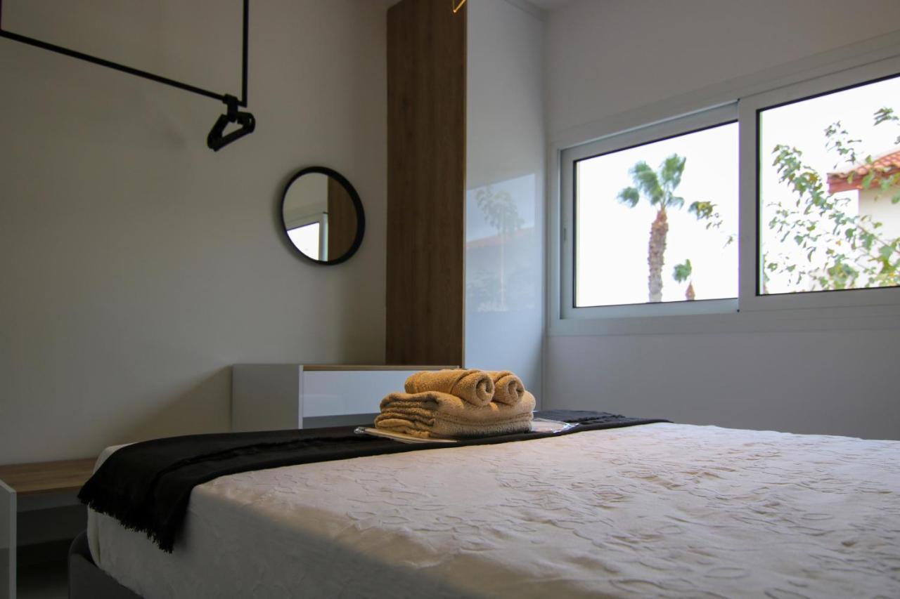Phaedrus Living: Seaside Modern Flat Limnaria 123 Apartment Paphos Luaran gambar