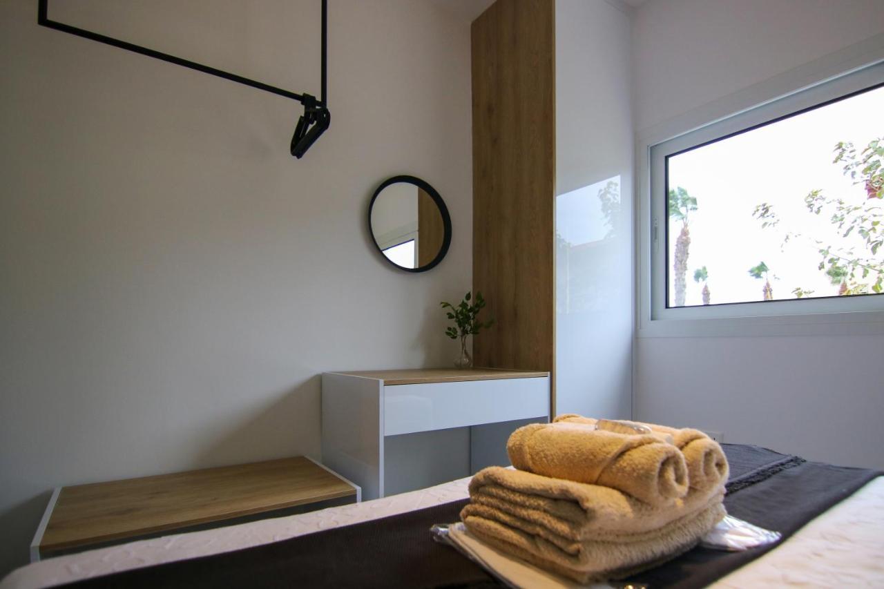 Phaedrus Living: Seaside Modern Flat Limnaria 123 Apartment Paphos Luaran gambar