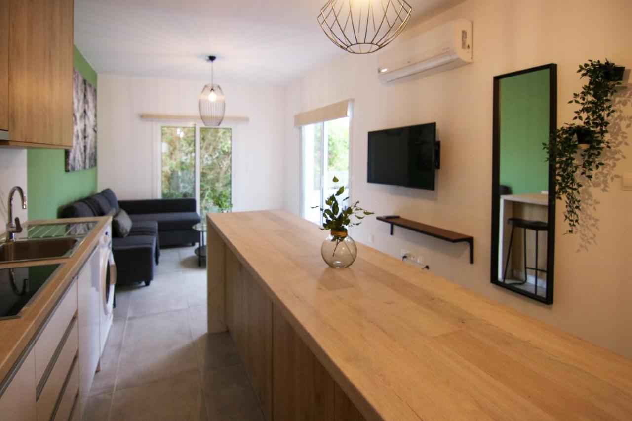 Phaedrus Living: Seaside Modern Flat Limnaria 123 Apartment Paphos Luaran gambar